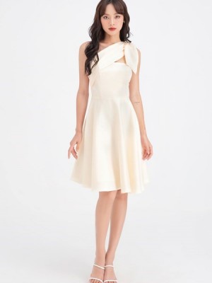 ĐẦM XÒE DÂY CHÉO NƠ